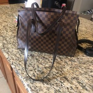 Authentic Chelsea Luis Vuitton tote!!!!